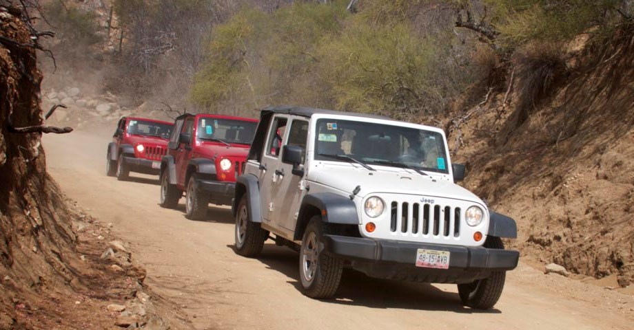 Jeep Tour to Santiago 