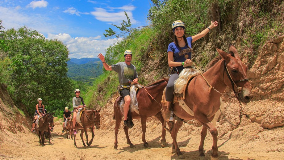 Outdoor Thrills: Exciting Adventures Awaits Outdoor Thrills: Exciting Adventures Awaits